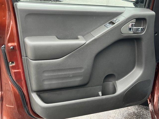 2016 Nissan Frontier 4WD King Cab Auto SV