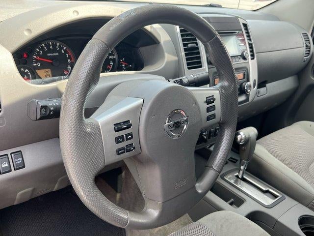 2014 Nissan Frontier 4WD Crew Cab SWB Auto SV