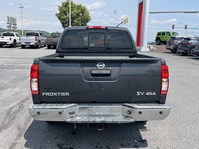 2014 Nissan Frontier 4WD Crew Cab SWB Auto SV