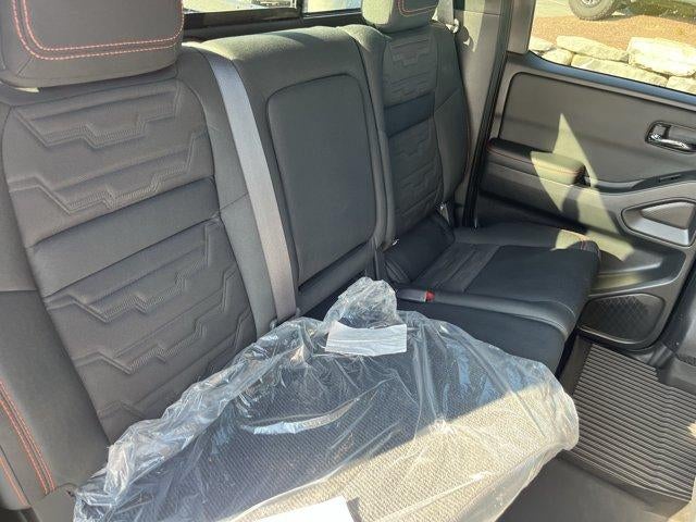 2024 Nissan Frontier Crew Cab 4x4 PRO-4X