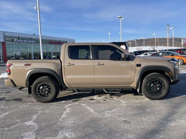 2023 Nissan Frontier Crew Cab 4x4 PRO-4X Auto