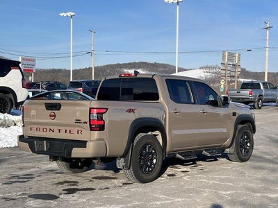 2023 Nissan Frontier Crew Cab 4x4 PRO-4X Auto