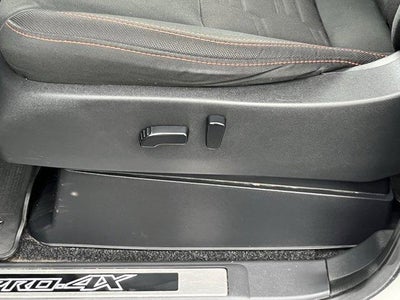 2023 Nissan Frontier Crew Cab 4x4 PRO-4X Auto *Ltd Avail*