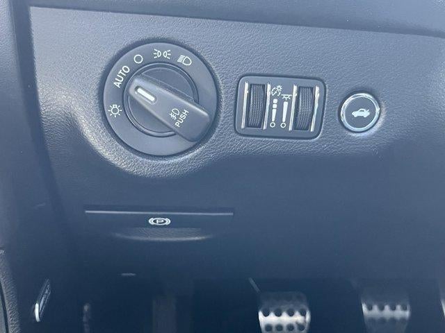 2020 Dodge Challenger R/T RWD