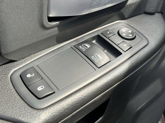 2019 RAM 2500 Tradesman 4x4 Reg Cab 8' Box