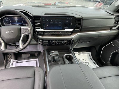 2025 Chevrolet Silverado 1500 Crew Cab Short Box 4-Wheel Drive LT Trail Boss