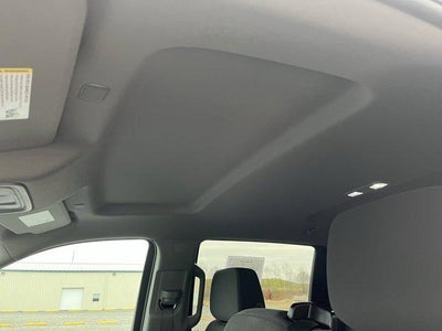 2022 GMC Sierra 1500 Crew Cab Short Box 4-Wheel Drive Elevation 3VL