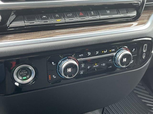 2022 GMC Sierra 1500 Crew Cab Short Box 4-Wheel Drive Elevation 3VL