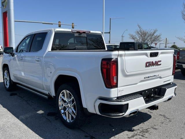 2022 GMC Sierra 1500 Crew Cab Short Box 4-Wheel Drive Denali