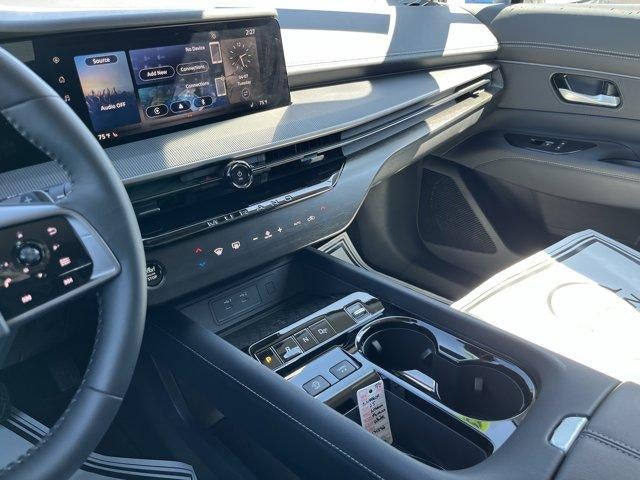 2025 Nissan Murano AWD SV