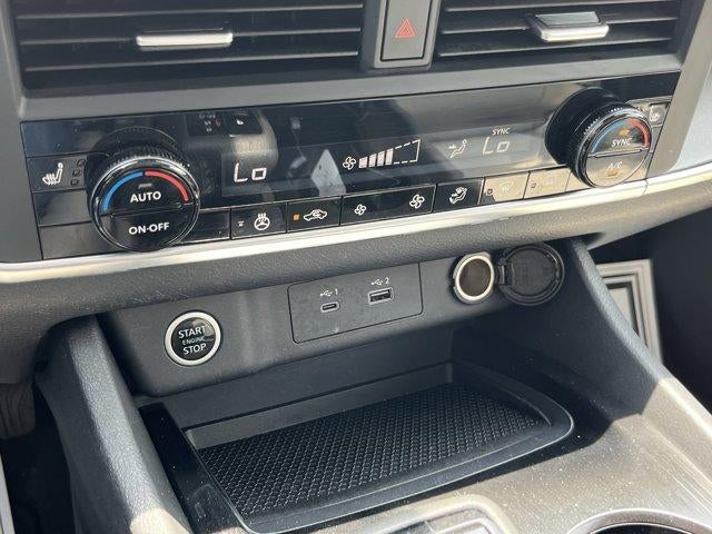 2023 Nissan Rogue AWD SV