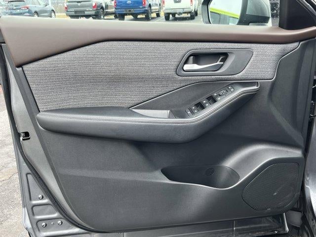 2022 Nissan Rogue AWD SV