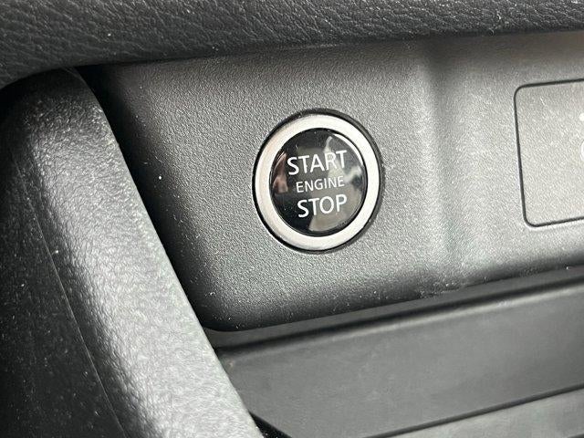 2022 Nissan Rogue AWD SV