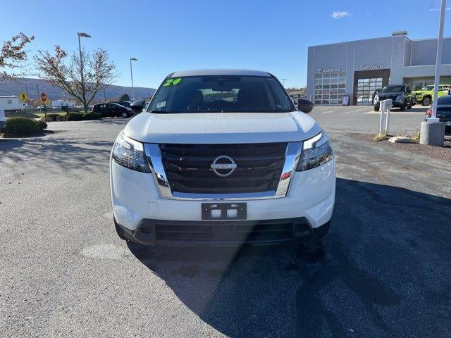 2024 Nissan Pathfinder S 4WD