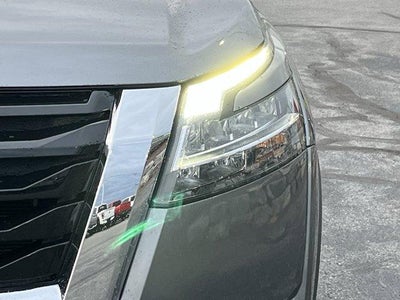 2022 Nissan Pathfinder SV 4WD