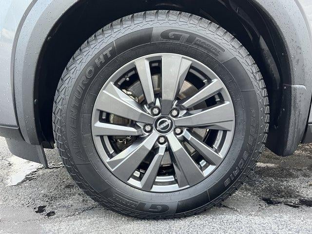 2022 Nissan Pathfinder SV 4WD