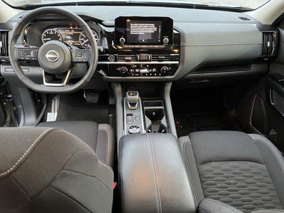 2022 Nissan Pathfinder SV 4WD