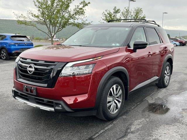 2023 Nissan Pathfinder SL 4WD