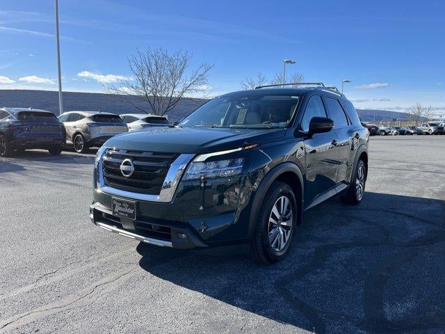 2023 Nissan Pathfinder SL 4WD