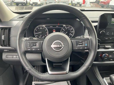 2023 Nissan Pathfinder SL 4WD