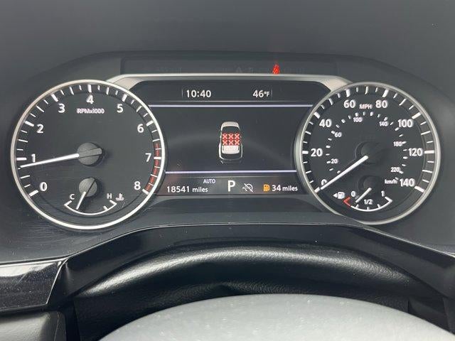 2023 Nissan Pathfinder SL 4WD