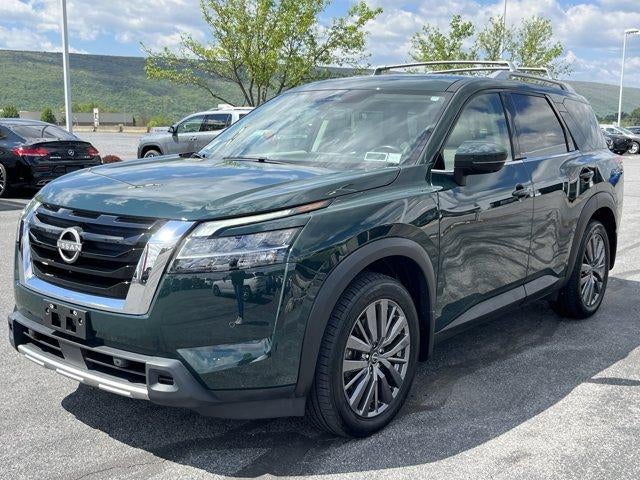 2023 Nissan Pathfinder SL 4WD
