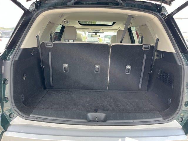 2023 Nissan Pathfinder SL 4WD