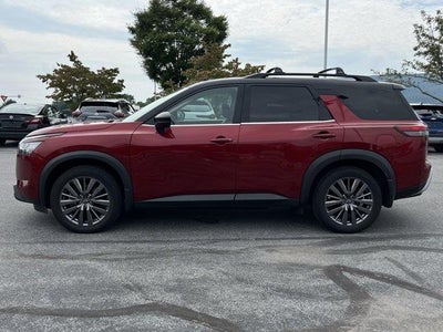 2024 Nissan Pathfinder SL 4WD