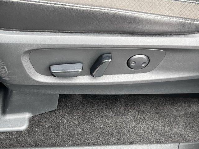 2024 Nissan Pathfinder SL 4WD
