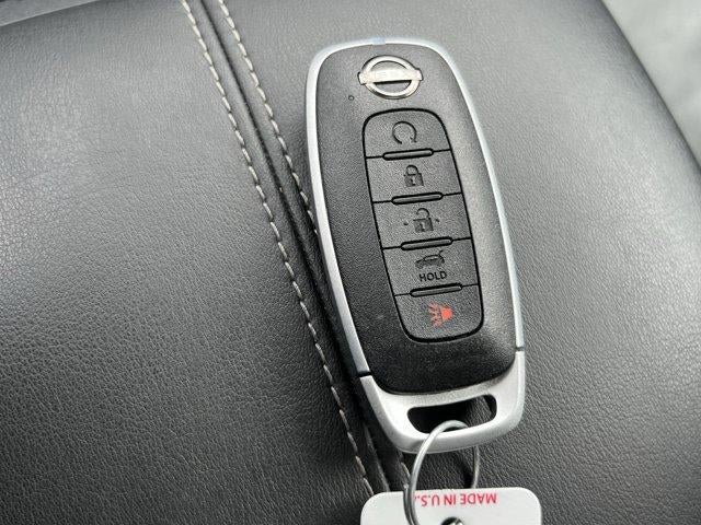2024 Nissan Pathfinder SL 4WD