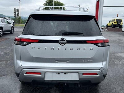 2023 Nissan Pathfinder SL 4WD