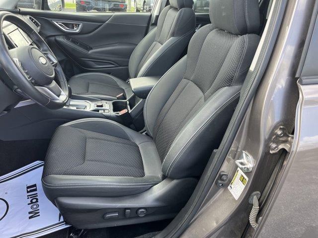 2022 Subaru Forester Premium CVT