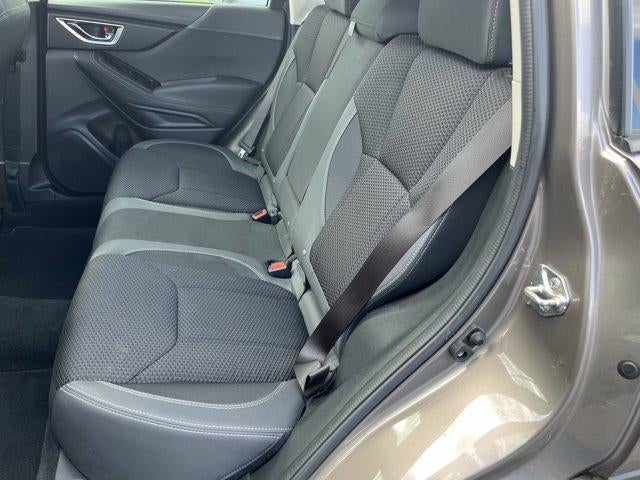 2022 Subaru Forester Premium CVT