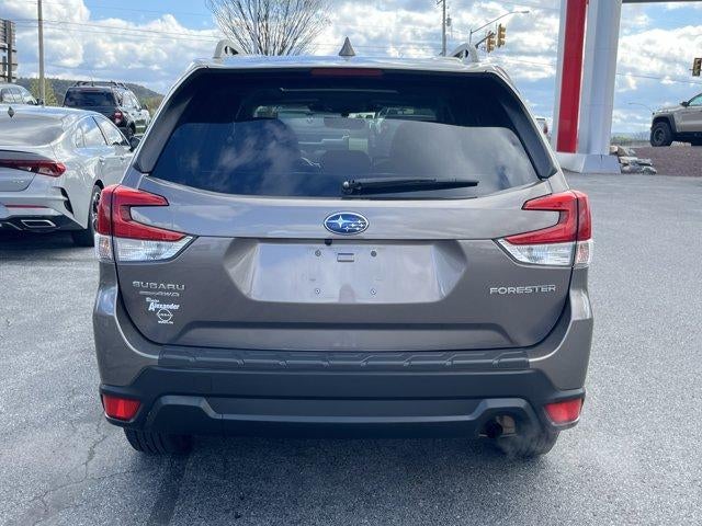 2022 Subaru Forester Premium CVT