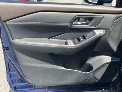 2023 Nissan Rogue AWD SV