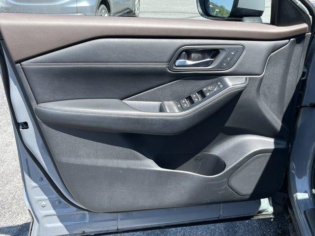 2023 Nissan Rogue AWD SL