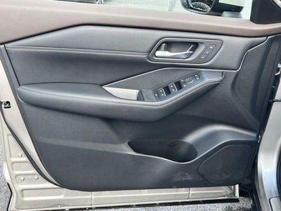 2023 Nissan Rogue AWD SL