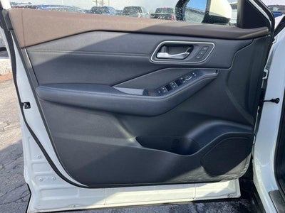 2023 Nissan Rogue AWD Platinum