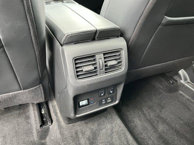 2022 Nissan Rogue AWD Platinum