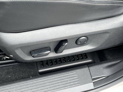 2023 Nissan Rogue AWD Platinum
