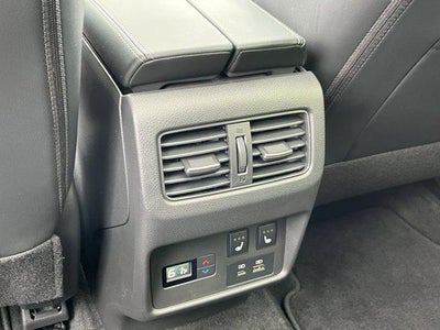 2023 Nissan Rogue AWD Platinum