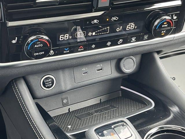 2023 Nissan Rogue AWD Platinum
