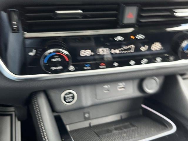 2023 Nissan Rogue AWD Platinum