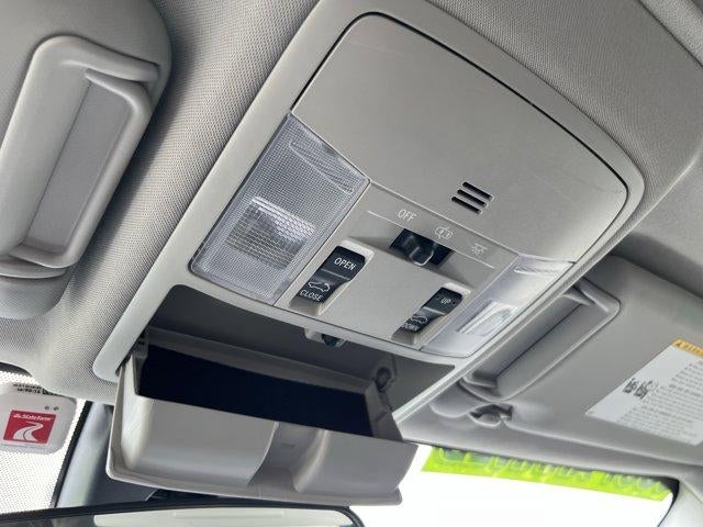 2018 Toyota RAV4 XLE AWD (Natl)