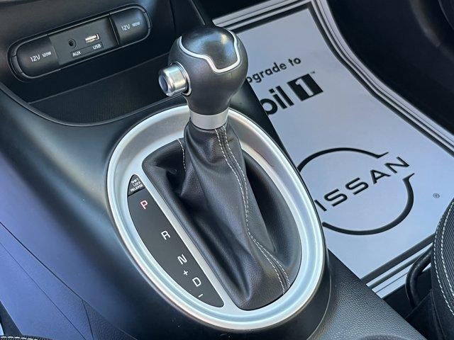 2019 Kia Soul + Auto