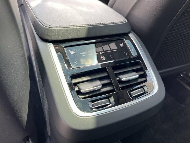 2023 Volvo XC90 B6 AWD Plus 7P