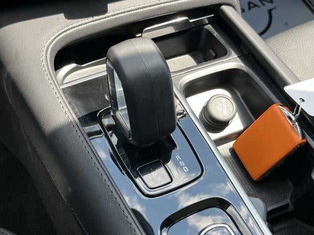 2023 Volvo XC90 B6 AWD Plus 7P