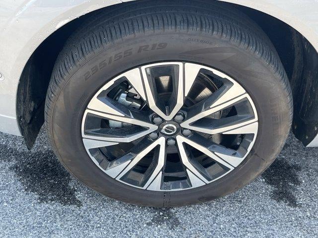 2025 Volvo XC60 B5 AWD Plus