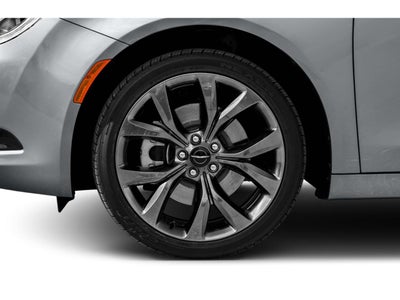 2015 Chrysler 200 4dr Sdn S FWD