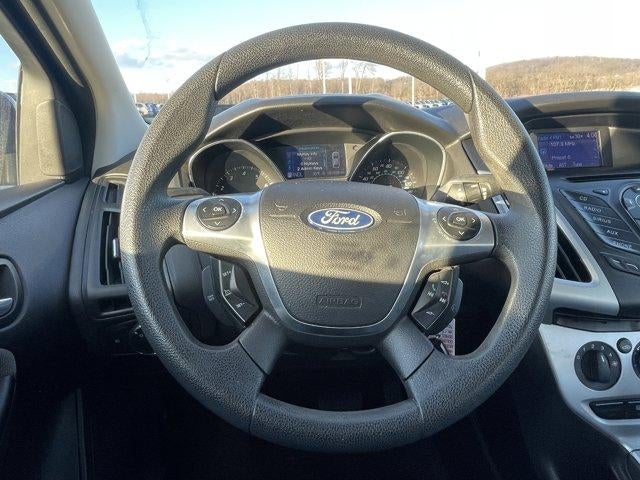 2012 Ford Focus 4dr Sdn SE